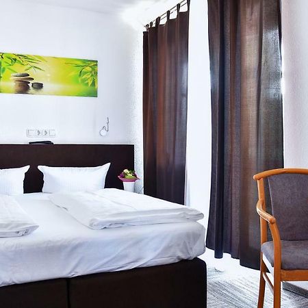 Hotel Mainbogen Оффенбах Экстерьер фото